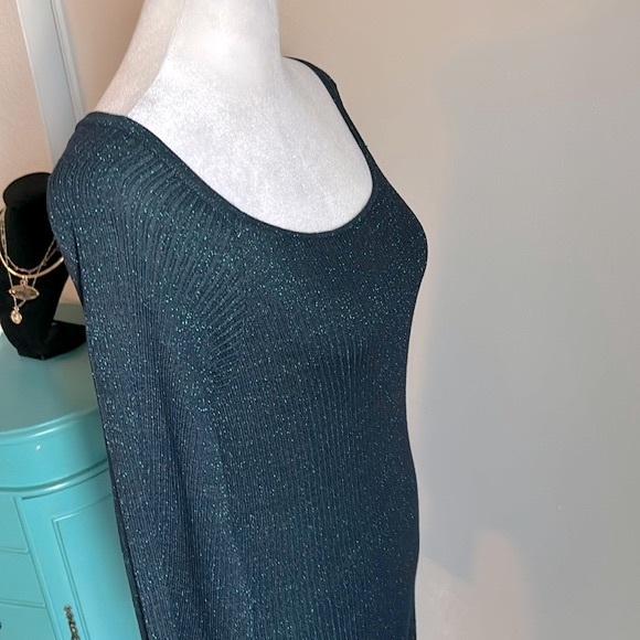 New Nine West Women’s Balloon Sleeve Deep Metallic Green Midi Sweater Dress - Picture 3 of 8